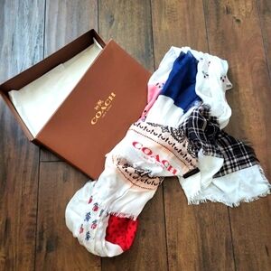 Coach scarf Excellent used condition with gift box